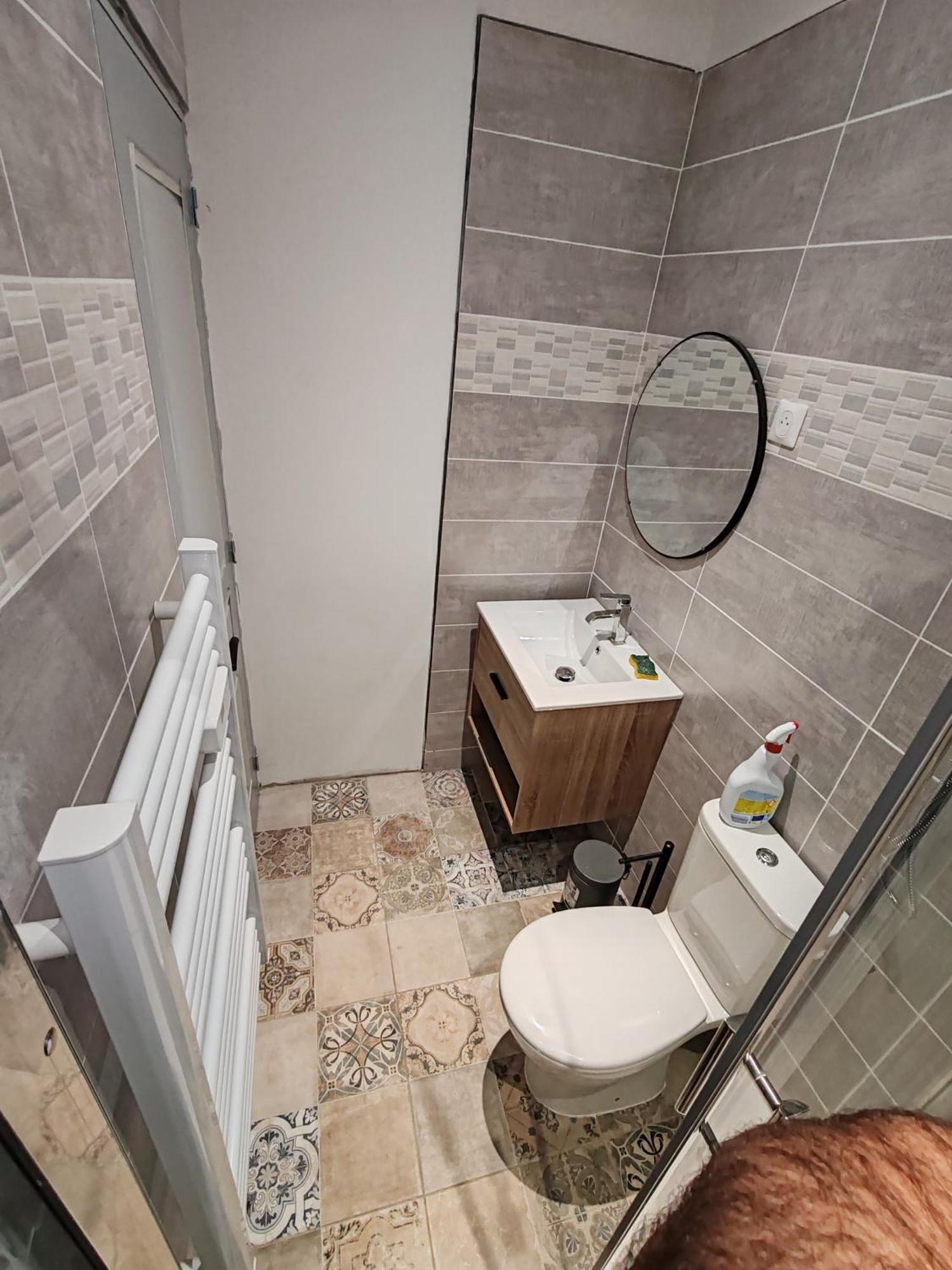 Apartment 40 M2 *